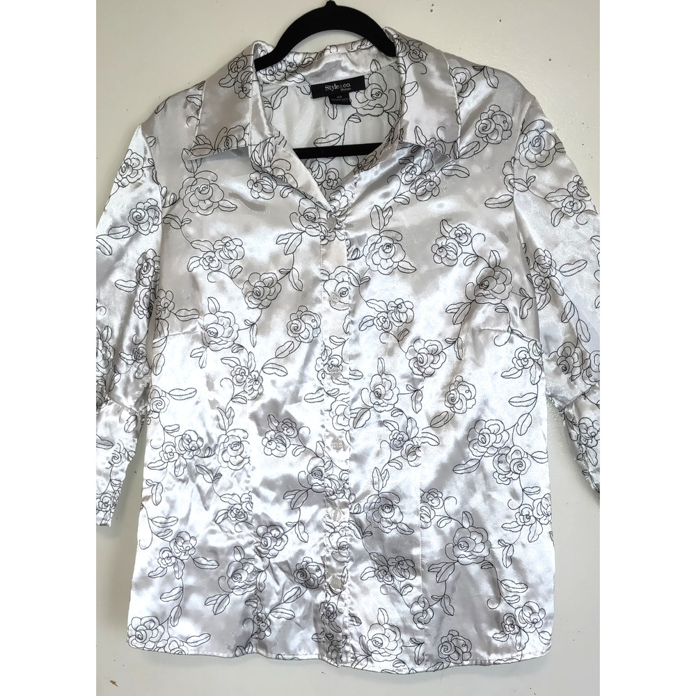 Style & Co Satin Blouse Top 16W Embroidered Black White Flared 3/4 Sleeves - Picture 2 of 16